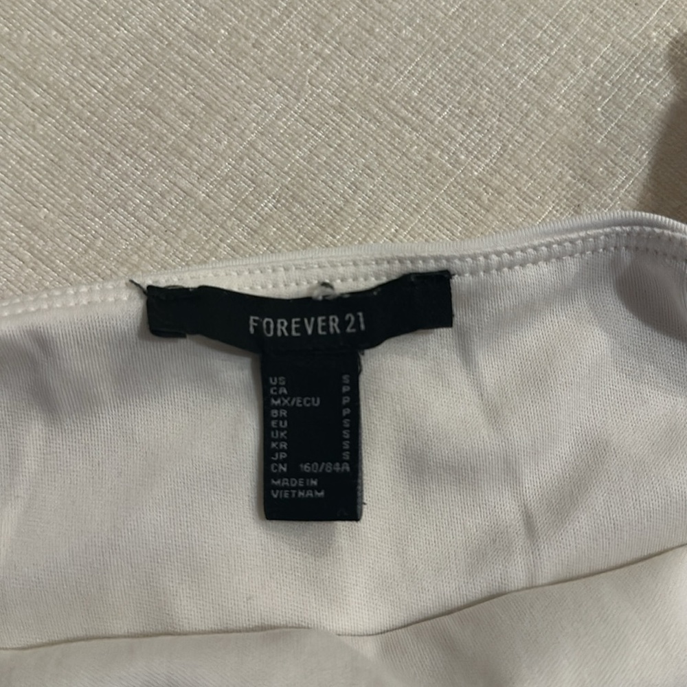 Elegant Cream Women's Top - Picture 3 of 3